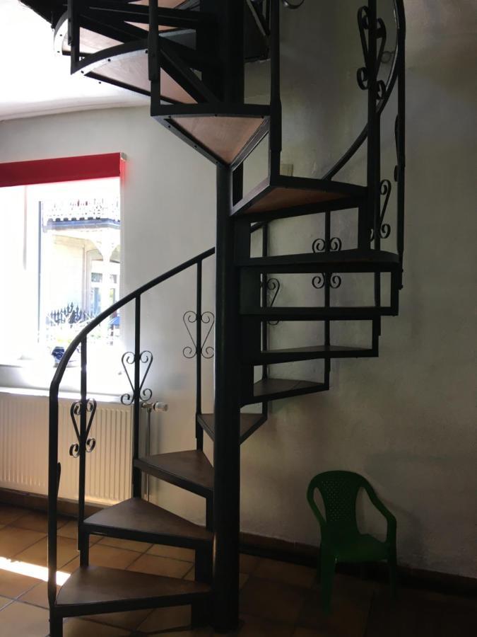 Holiday Home "Les Ancolies " Gite Citadin Spa Exterior foto